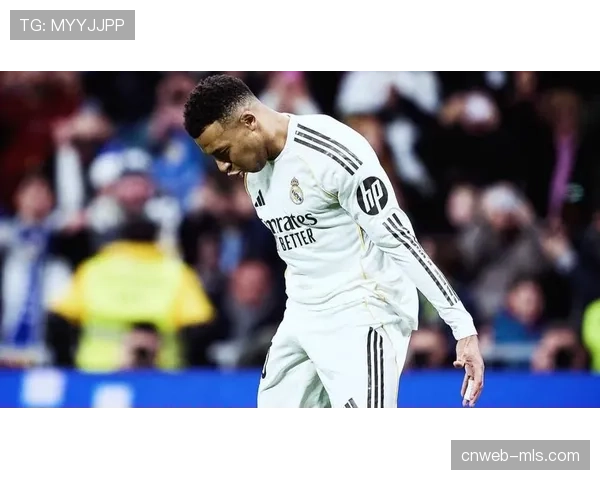 姆巴佩追平C罗皇马自然年进球纪录，社媒晒照致敬“相信梦想”