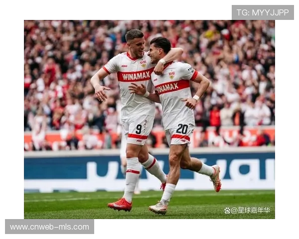 斯图加特3-2奥格斯堡，沃尔特马德20球贡献稳阵