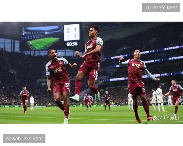 英超争冠变双雄戏，维拉专注欧冠席位争夺